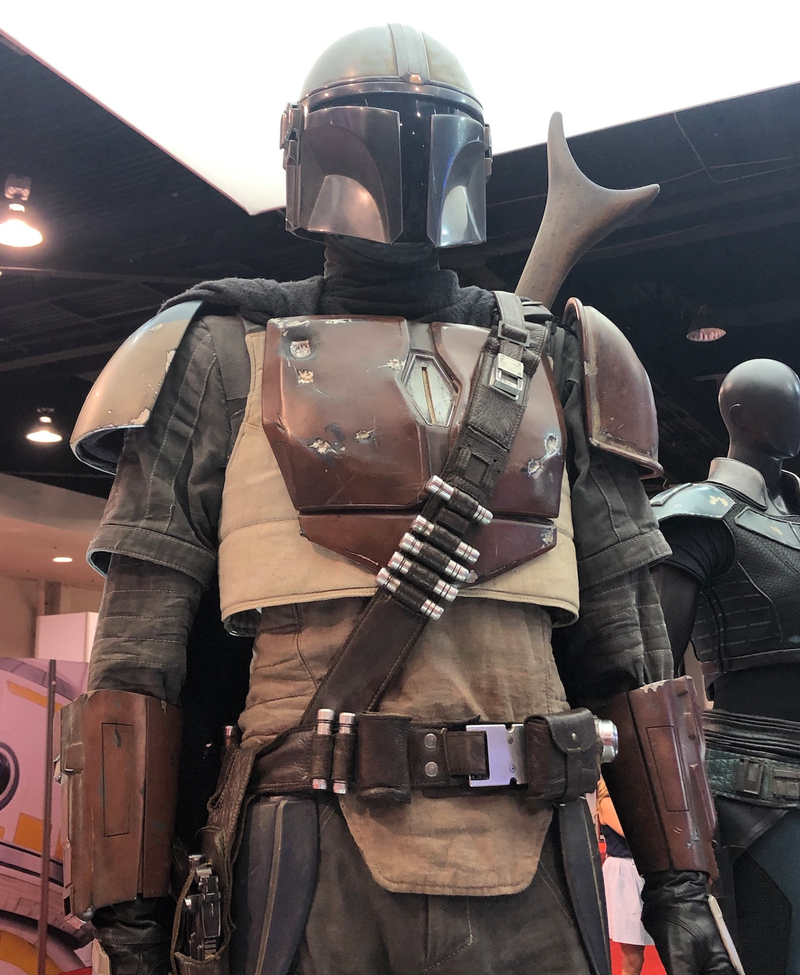 Illustration for article titled Up Close and Personal With the Armor and Weapons of The Mandalorian's Mysterious Stars